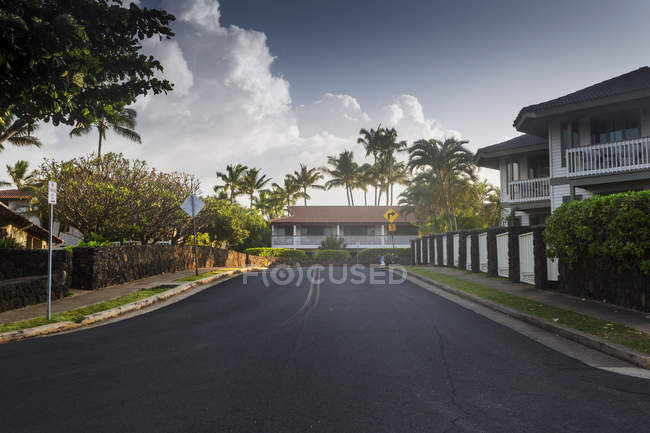 Road in residential neighborhood, selective focus — Stock Photo