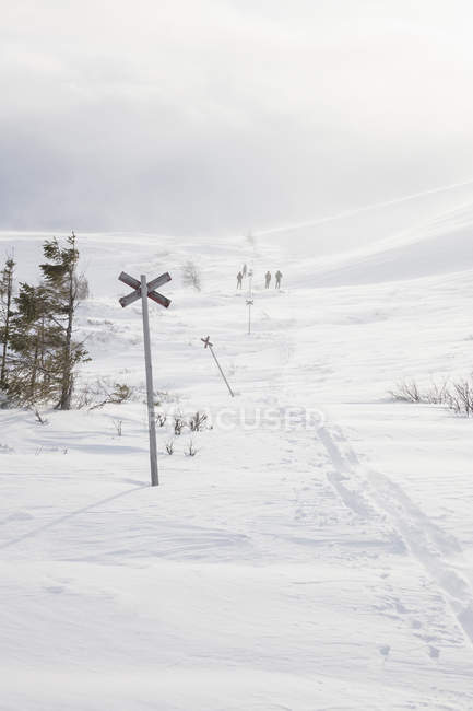 Snow mobile sign during winter in Are, Sweden — Stock Photo