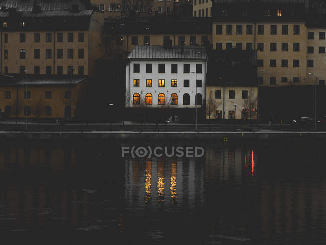 Edifici esterni sul lungomare di Stoccolma, Svezia — Foto stock