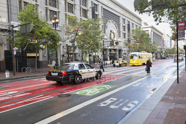 Carro de polícia em San Francisco, Califórnia, foco seletivo — Fotografia de Stock
