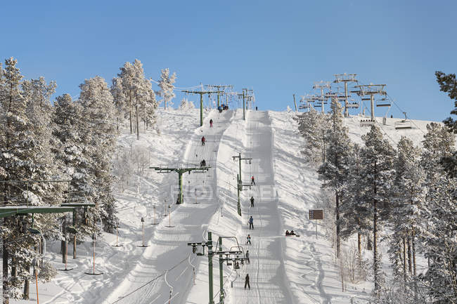 Ski lift, selective focus — Stock Photo