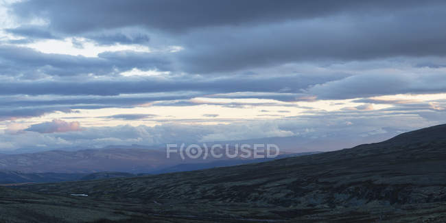 Vista panoramica del paesaggio nel Parco Nazionale di Rondane, Norvegia — Foto stock