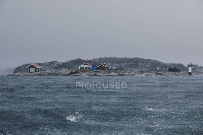 Fishing shacks by sea in Bohuslan, Sweden — Stock Photo