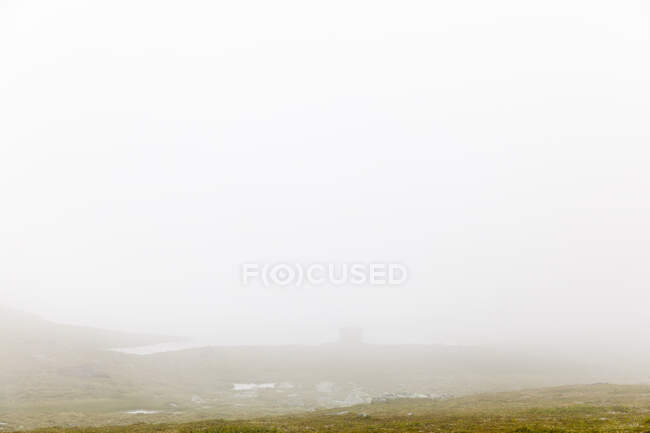 Nebel über den Bergen im Jamtland, Schweden — Stockfoto