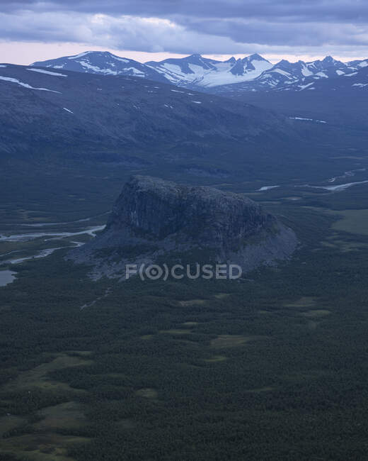 Mountain and river in Rapa Valley in Sarek National Park, Sweden — Stock Photo