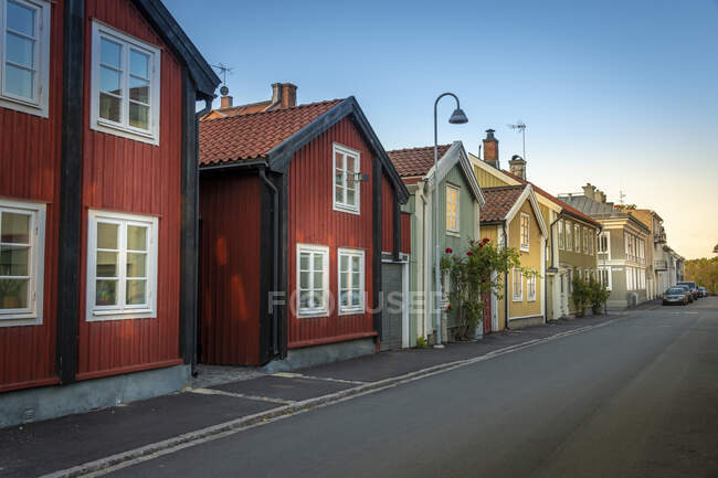 Malerischer Blick auf Häuser auf der Straße — Stockfoto