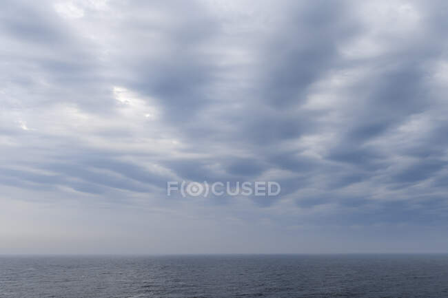 Nubes sobre el Mar del Norte - foto de stock