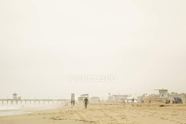 Pessoas em Huntington Beach, Califórnia — Fotografia de Stock