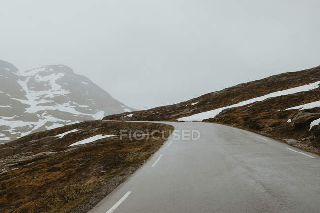 Autostrada Trollstigen e montagne in Norvegia — Foto stock