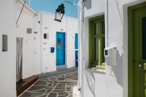 Vista panoramica di bella architettura a Paros, Mar Egeo, Cicladi, Grecia — Foto stock