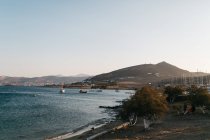 Vista panorámica del majestuoso paisaje en Paros, Mar Egeo, Cícladas, Grecia - foto de stock