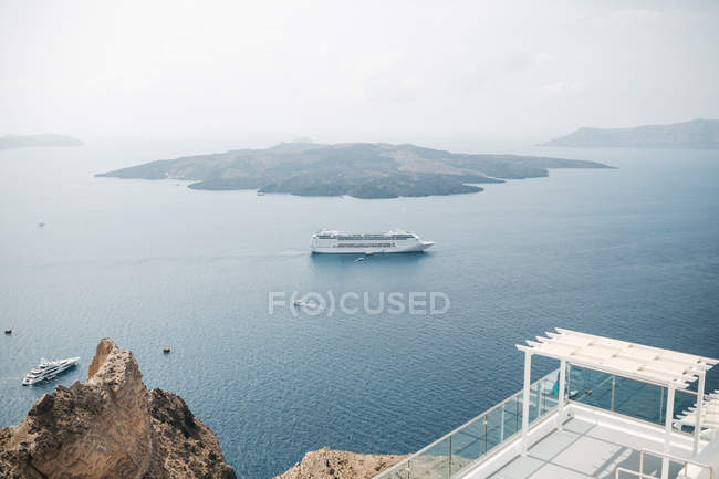 Scenic view from hotel in majestic Santorini, South Aegean, Thira, Santorini, Greece — Stock Photo