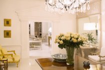 Luxury foyer of house indoors — Stock Photo