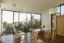 Sonniges modernes Home Office — Stockfoto