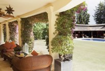 Patio of luxury villa during daytime — Stock Photo