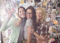 Smiling women posing together — Stock Photo