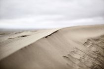Nuvens sobre banco de areia durante o dia — Fotografia de Stock