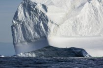 Maestosa formazione di iceberg Groenlandia — Foto stock