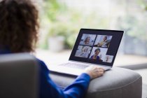 Senior women friends video conferencing on laptop screen — Stock Photo
