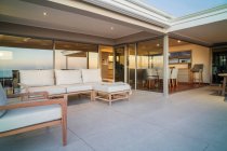 Sofa on luxury home showcase exterior patio — Stock Photo