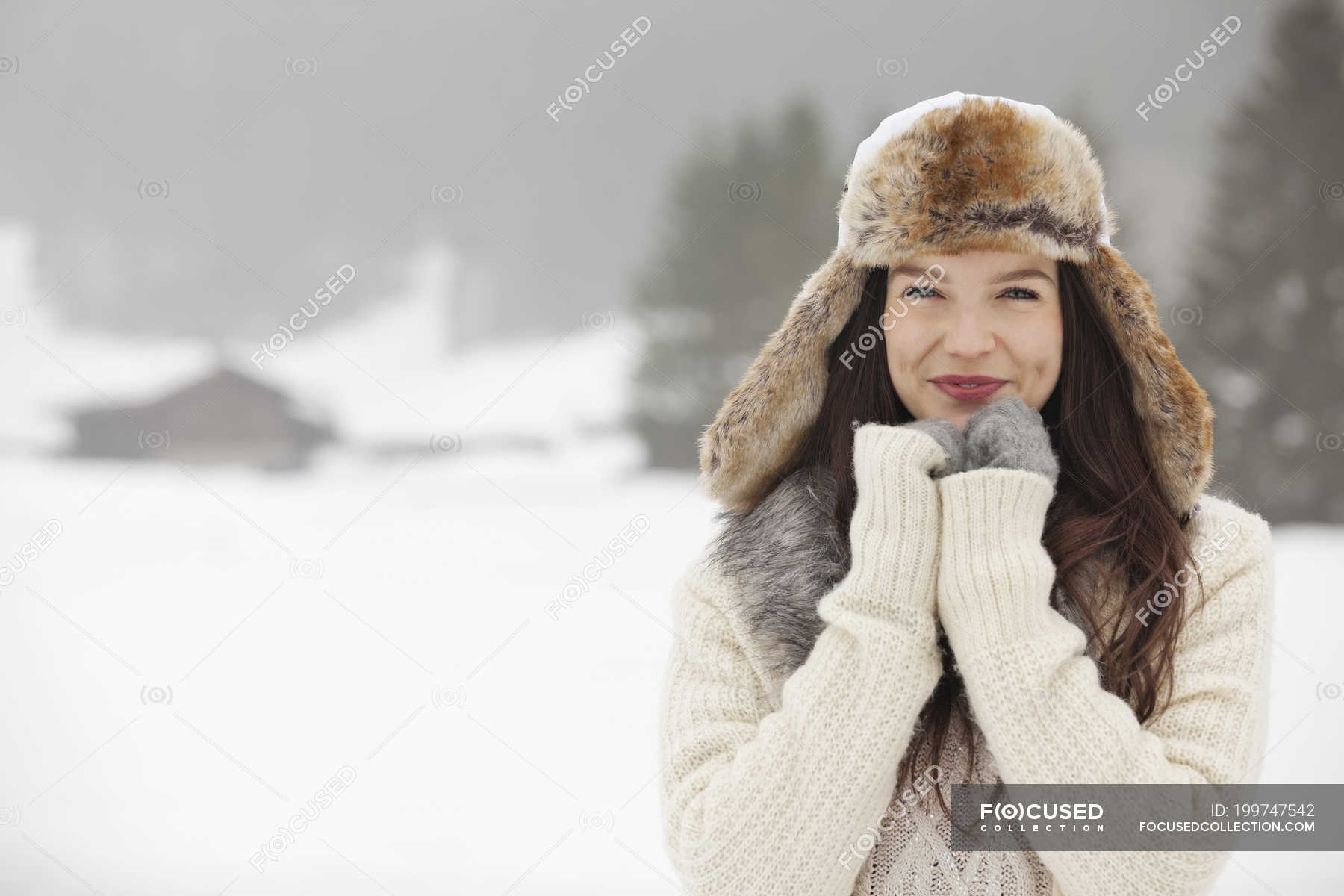 woman in fur hat