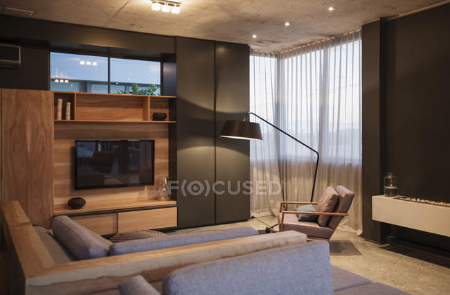 Interior de lujo de la casa moderna, sala de estar - foto de stock