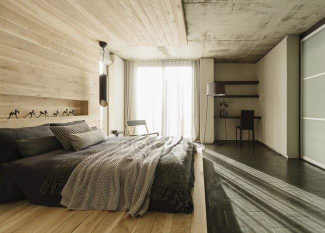 Luxury interior of modern house, bedroom — Stock Photo