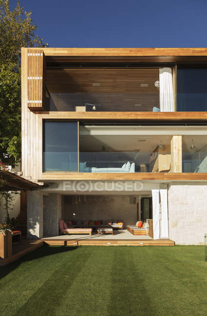 Luxury modern house outdoors — Stock Photo