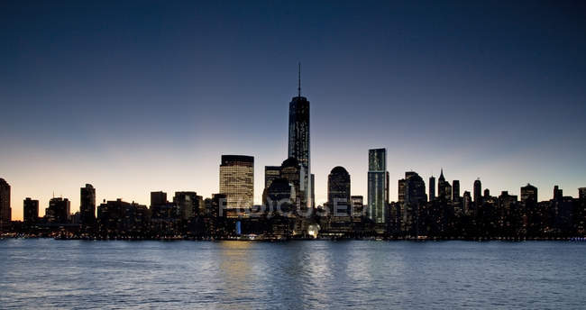 New York City skyline at dawn, New York, United States — Stock Photo