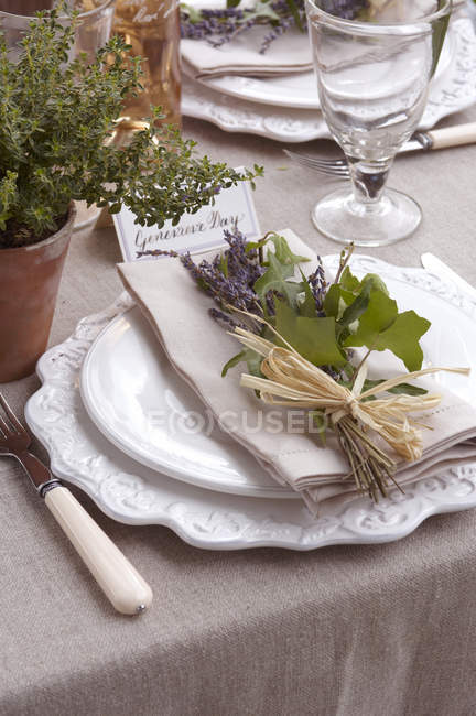 Table setting for wedding reception — Stock Photo