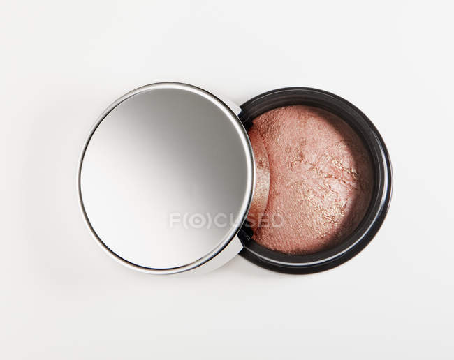 Close up of blush in jar — Stock Photo