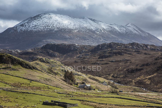 Scenic landscape and mountain view, Scotland — Stock Photo