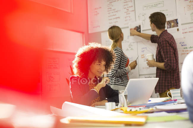 Business people working in modern office — Stock Photo