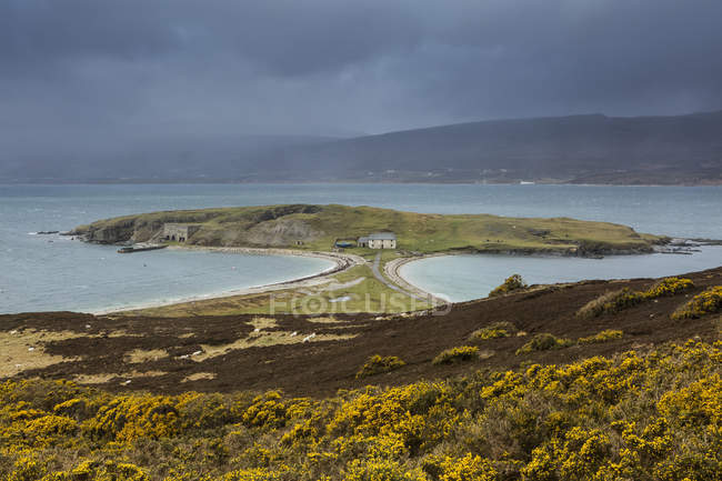 Vista panorámica de Badcall Bay, Sutherland, Escocia - foto de stock