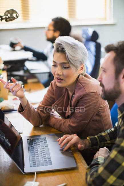 Creative business people meeting, working at laptop — Stock Photo