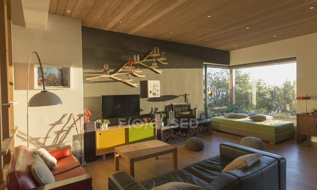 Sunny modern, luxury home showcase living room — Stock Photo