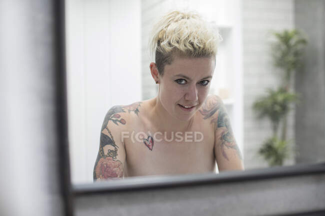 Значение татуировки девушка, что может означать татуировка в виде девушки?