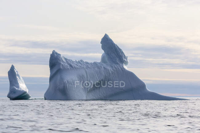 Melting iceberg on Atlantic Ocean Greenland — Stock Photo