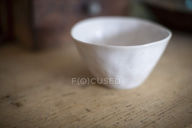 Close up white ceramic bowl — Stock Photo