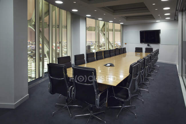 Empty conference room at night — Stock Photo