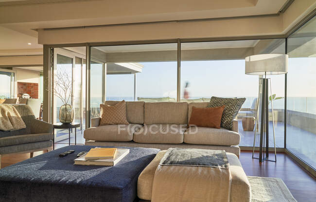 Luxury home showcase interior living room — Stock Photo