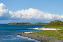 Regno Unito, Scozia, Highlands, Isola di Skye, Spiagge del Corallo a Claigan, Loch Dunvegan — Foto stock