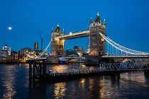 Сполучені Штати Америки, Англія, Лондон, Тауерський міст у Лондоні — стокове фото