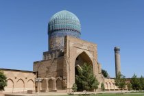 Uzbekistán, Provincia de Samarcanda, Samarcanda, Mezquita Bibi Khanum - foto de stock