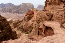 Jordan, Maan Gouvernement, Petra District, The legendary rock city of Petra, scenic rocky landscape — стоковое фото