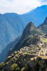 Peru, Cusco, Urubamba, Scenic view of Machu Picchu is a UNESCO world heritage site — Stock Photo