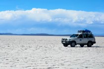 Bolivia, Dipartimento di Potosi, Uyuni, viaggiare attraverso il Salar de Uyuni — Foto stock