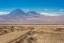 Cile, Regio de Antofagasta, Collo, Valle de la Luna, panoramico paesaggio montuoso deserto — Foto stock