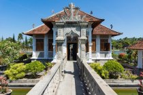 Индонезия, Бали, Карангасем, Вид на водный замок Абанг — стоковое фото