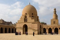 Egipto, provincia de El Cairo, El Cairo, Mezquita Ibn-Tulun (siglo IX) ) - foto de stock